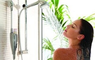Est-il possible de prendre une douche contrastée pour les varices